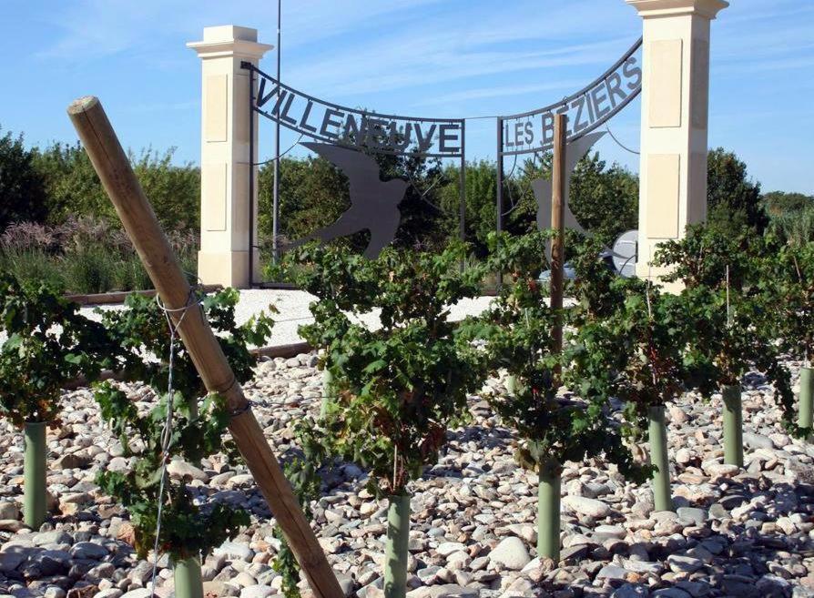 Hotel Las Cigalas Villeneuve-lès-Béziers المظهر الخارجي الصورة